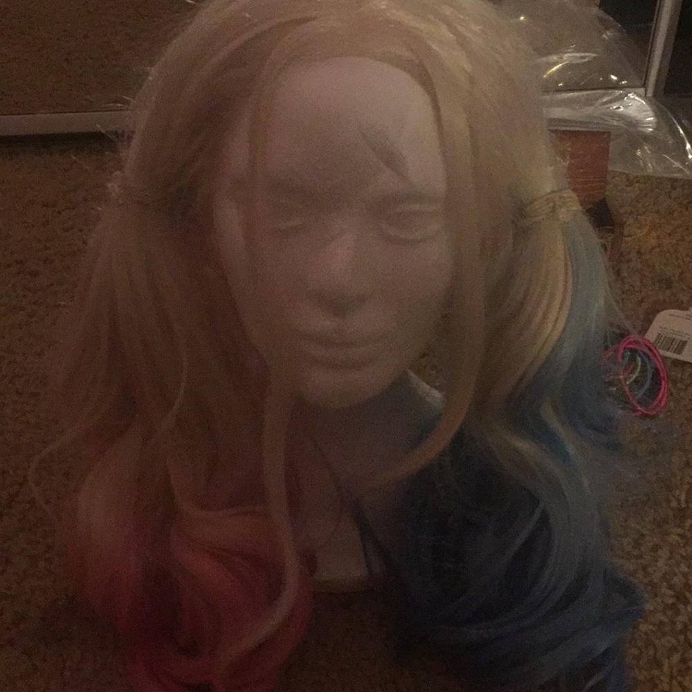 Harley Quinn wig